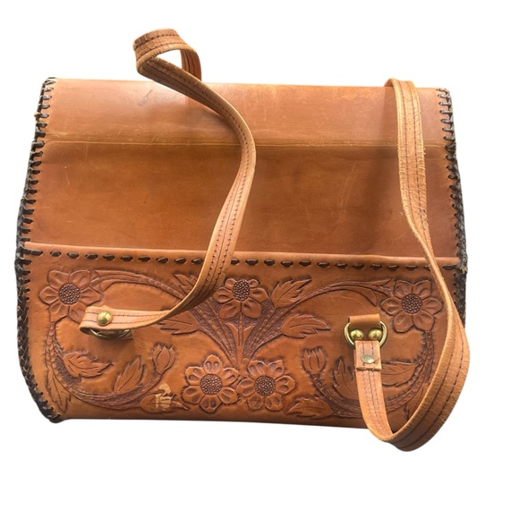 Vintage Hand Tooled Tan Leather Floral Backpack Handbag Purse main image 8